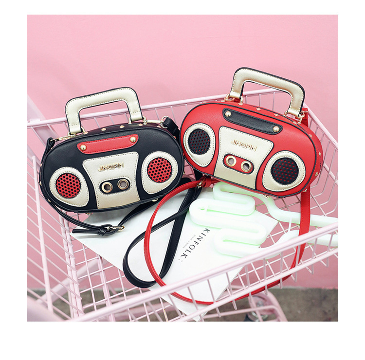 All Seasons Season Women's Large Pu Leather Radio Fashion Oval Zipper Crossbody Bag