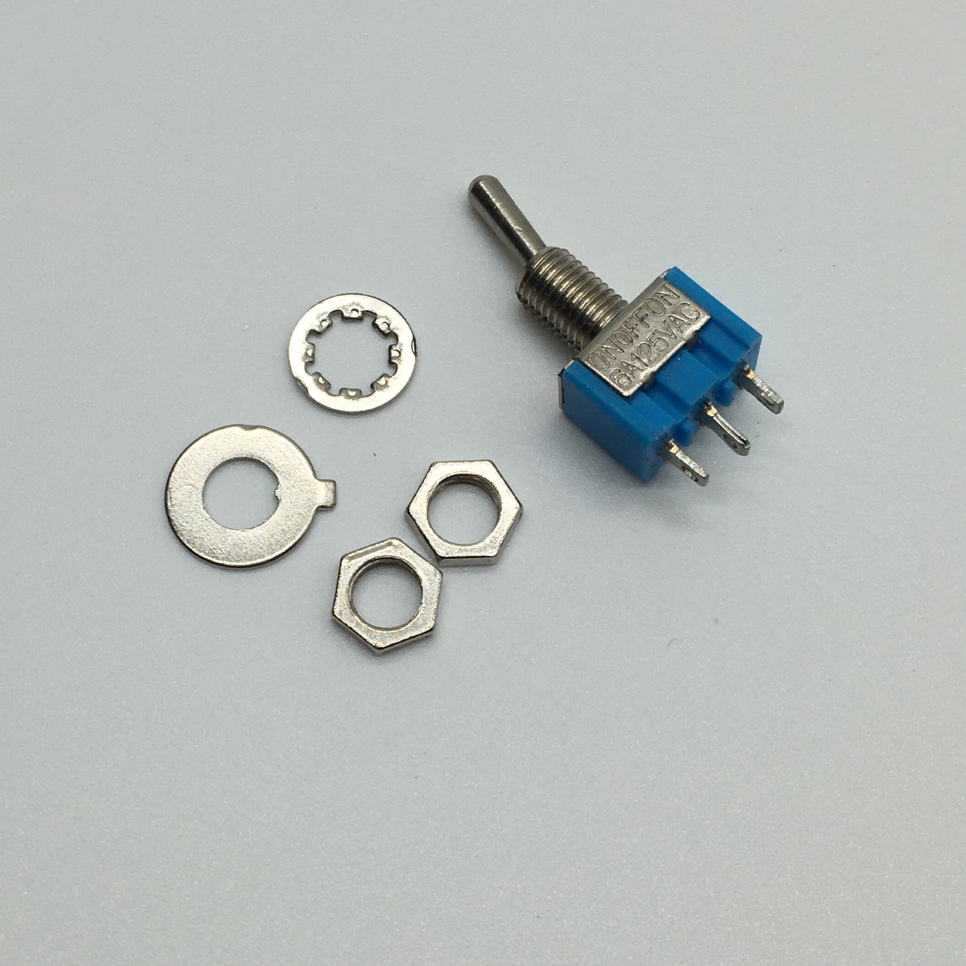 淡蓝深蓝棕色钮子开关拨动开关摇臂开关MTS-103小钮子开关3脚2档