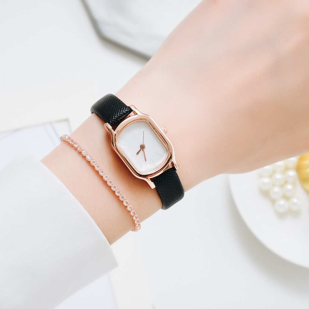 Watch Image 11