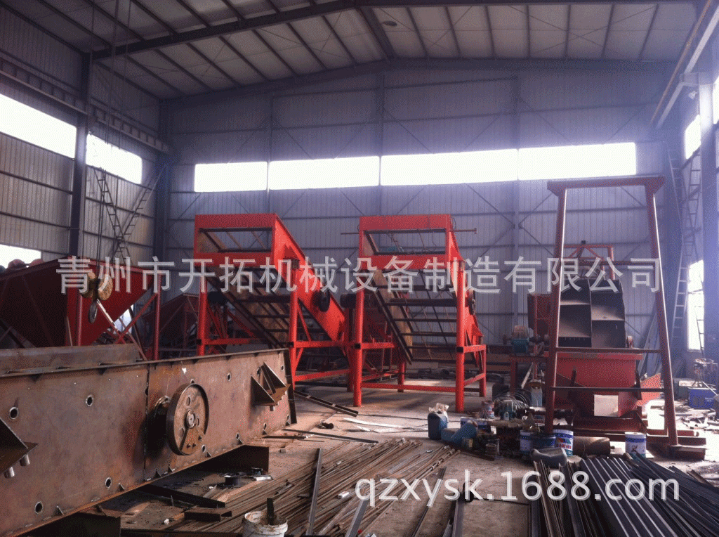 厂家直供各种型号振动给料机  震动筛 矿用筛分机 石子分离设备