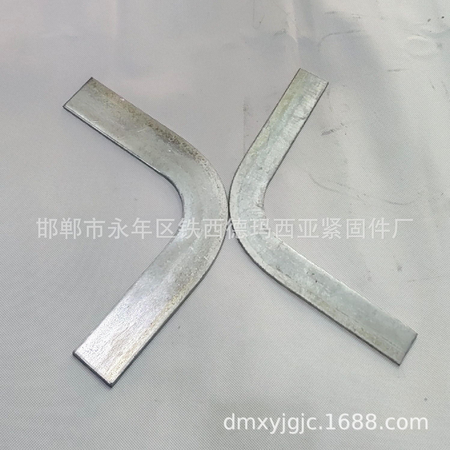 镀锌扁铁弯头 40x4 25x4 50x5 现货供应户外接地扁铁水平弯90度-阿里巴巴
