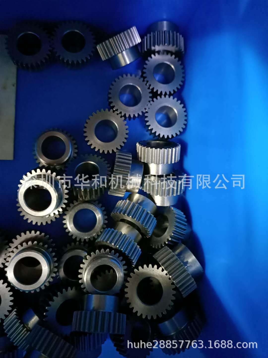 现货供应0.8模不锈钢齿轮34齿35齿36齿正直齿轮台阶齿轮