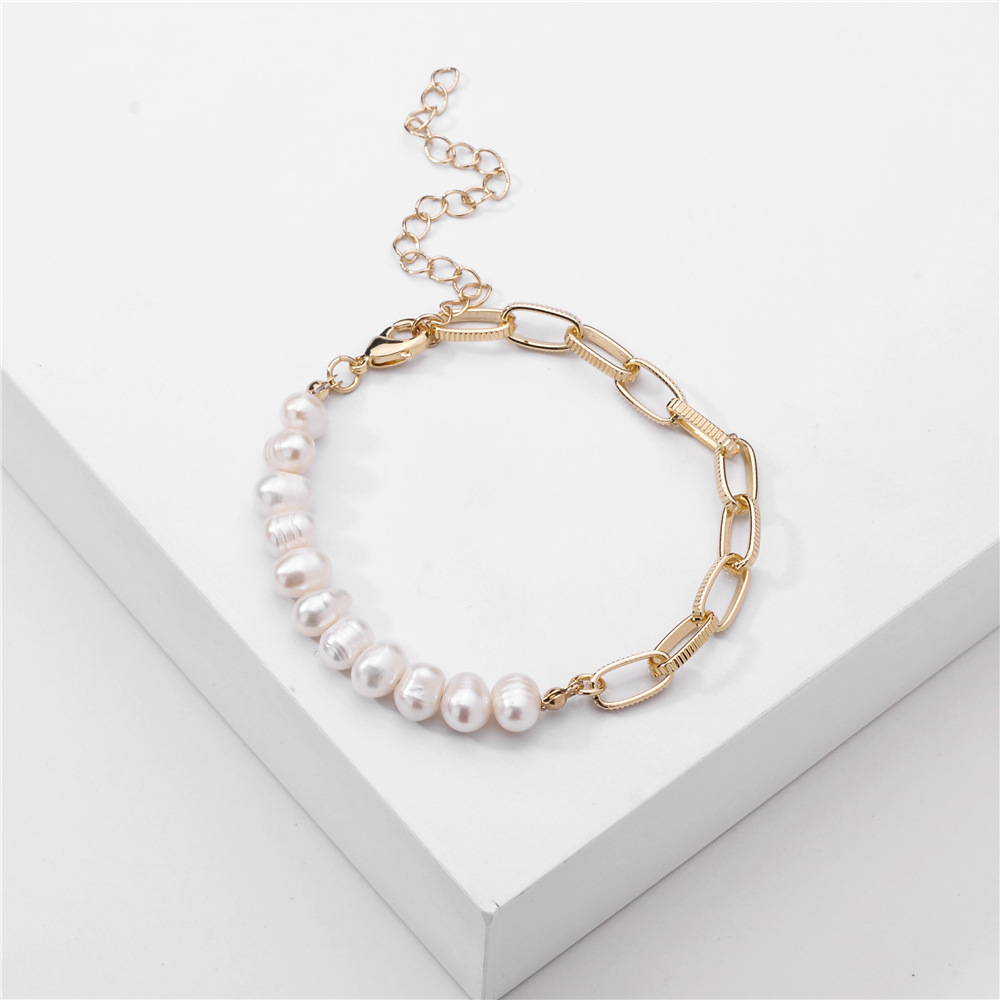 Fashion Popular Jewelry Natural Pearl Beaded Metal Chain Multi-layer Mix And Match Bracelet Set Wholesale Nihaojewelry display picture 3