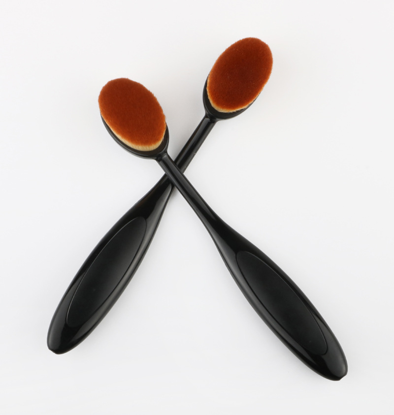 Single Makeup Brush Foundation Brush Black Foundation Brush Beauty Makeup Tool display picture 1