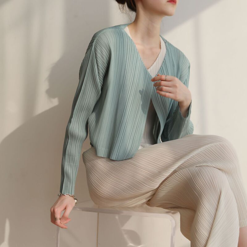 Counter Quality Autumn and Spring Ins Style Classy Pleated Cardigan Versatile Basic Thin Pp Pure Color Slim Long-Sleeved Jacket