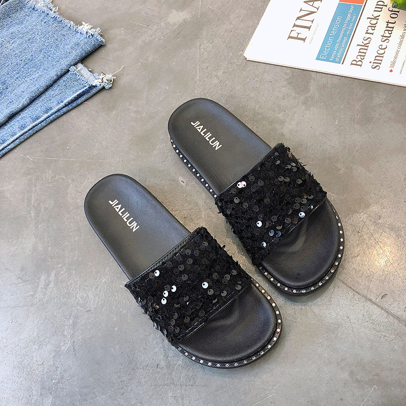 Pailletten-Mode-Hausschuhe für Damen, Sommer, koreanische Muffin-Schuhe mit dicken Sohlen, Oberbekleidung im neuen Stil, koreanischer flacher Boden, einzeilige Hausschuhe, Studenten_voghion.com