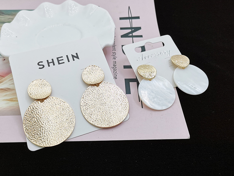Women'S Gender Exaggerated Round Alloy Shell Plating Women's Drop Earrings