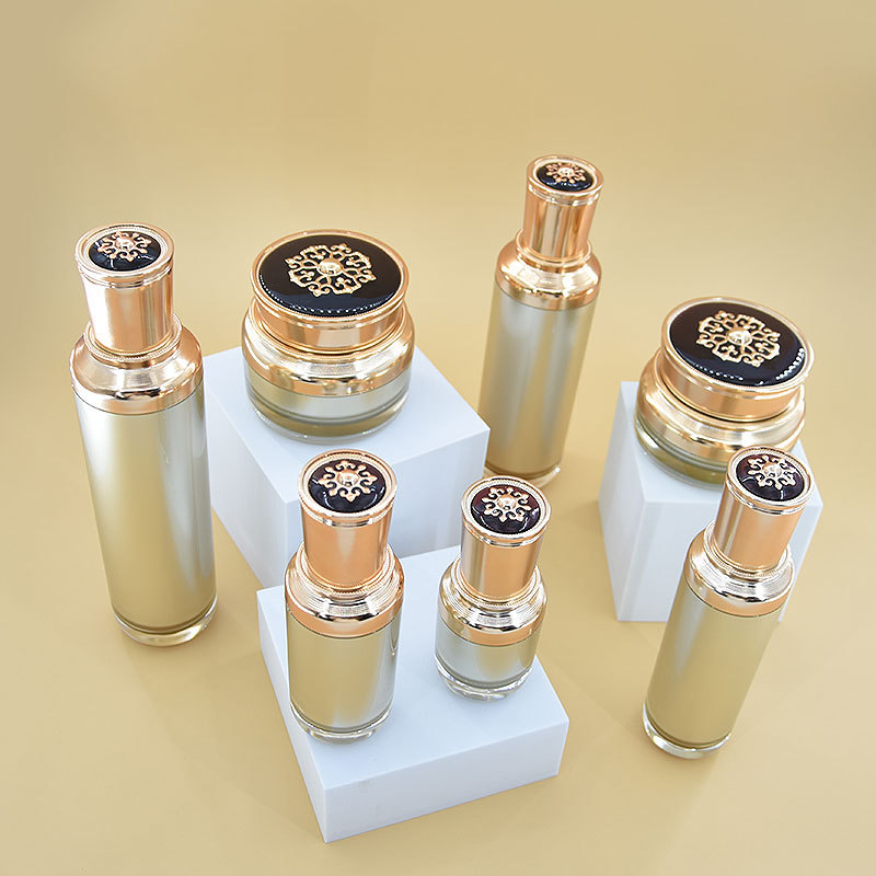 Retro acrylic cosmetic set