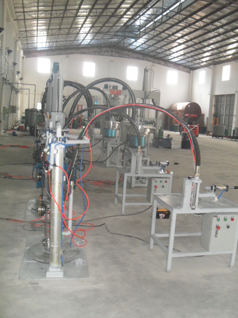 免钉胶齿轮泵灌装机（佛山厂家直销）