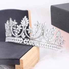 皇冠;首饰套装;耳坠