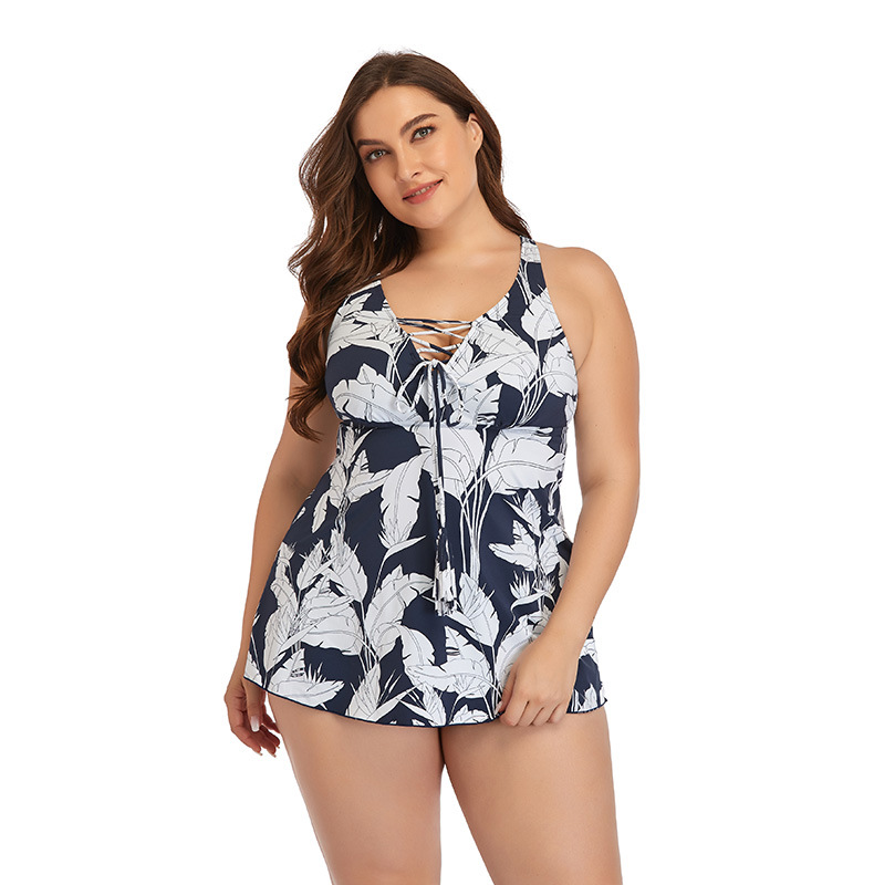 Conjunto de traje de baño con estampado de cuerda con cuello en V de talla grande con baúles NSYDS122085