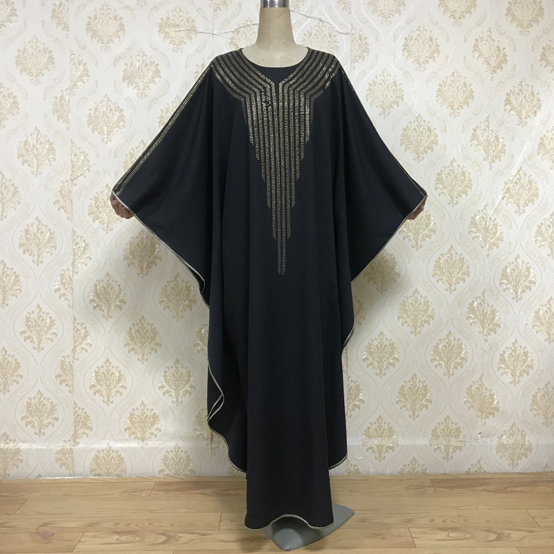 F840供应跨境电商穆斯林迪拜土耳其镶钻烫钻蝙蝠宽松长袍厂家现货
