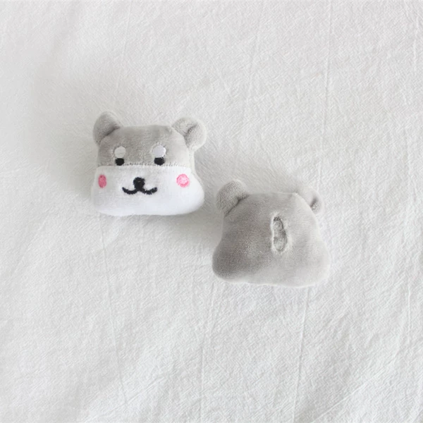 Big White Dog-No brooch