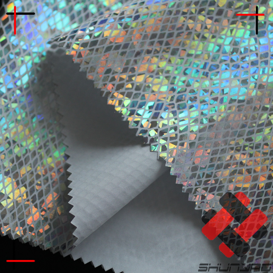 舜尧纺织 春亚纺七彩蛇皮纹烫金 幻彩镭射光感羽绒服外套面料