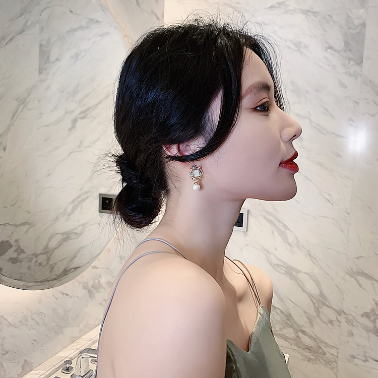 Fashion Pear  Fashion Korean Earrings For Women Retro 925 Silver Needle Women's Earrings Nihaojewelry display picture 10