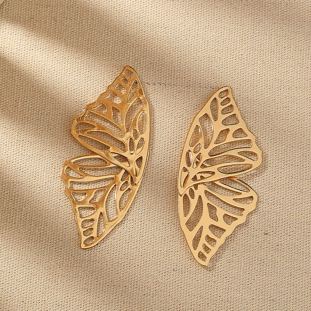 Fashion Hollow Symmetrical Butterfly Wings Earrings display picture 1