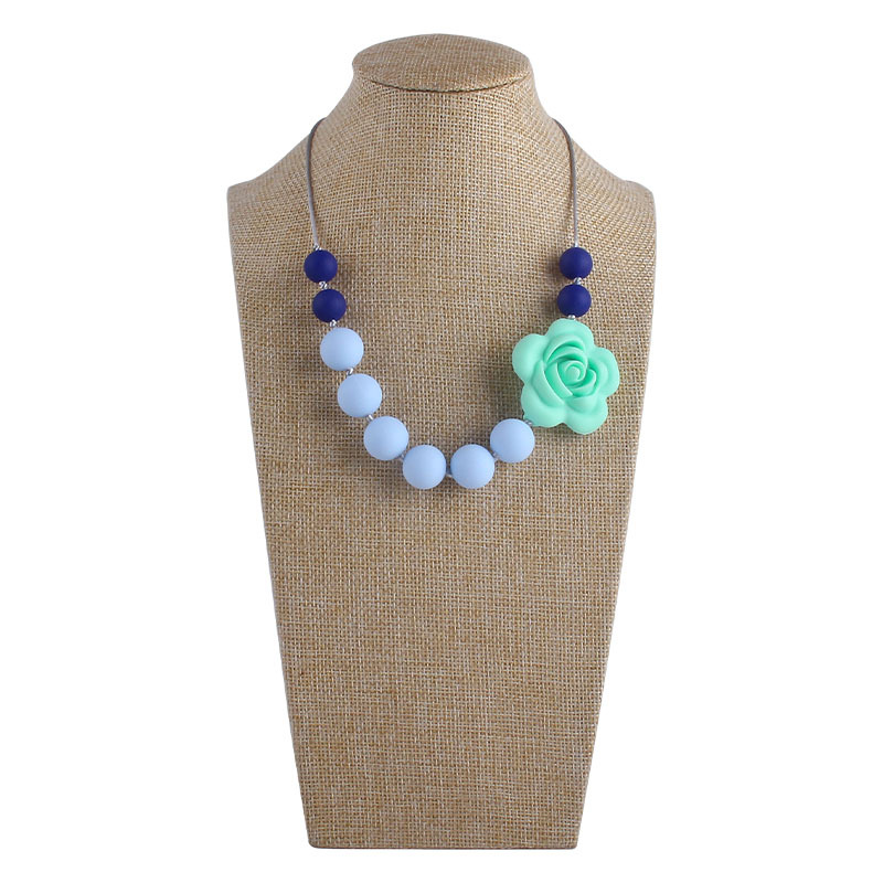 Venta caliente forma de Rosa collar de silicona mordedor masticable colgante infantil molar mordedor de silicona pulsera de cuentas