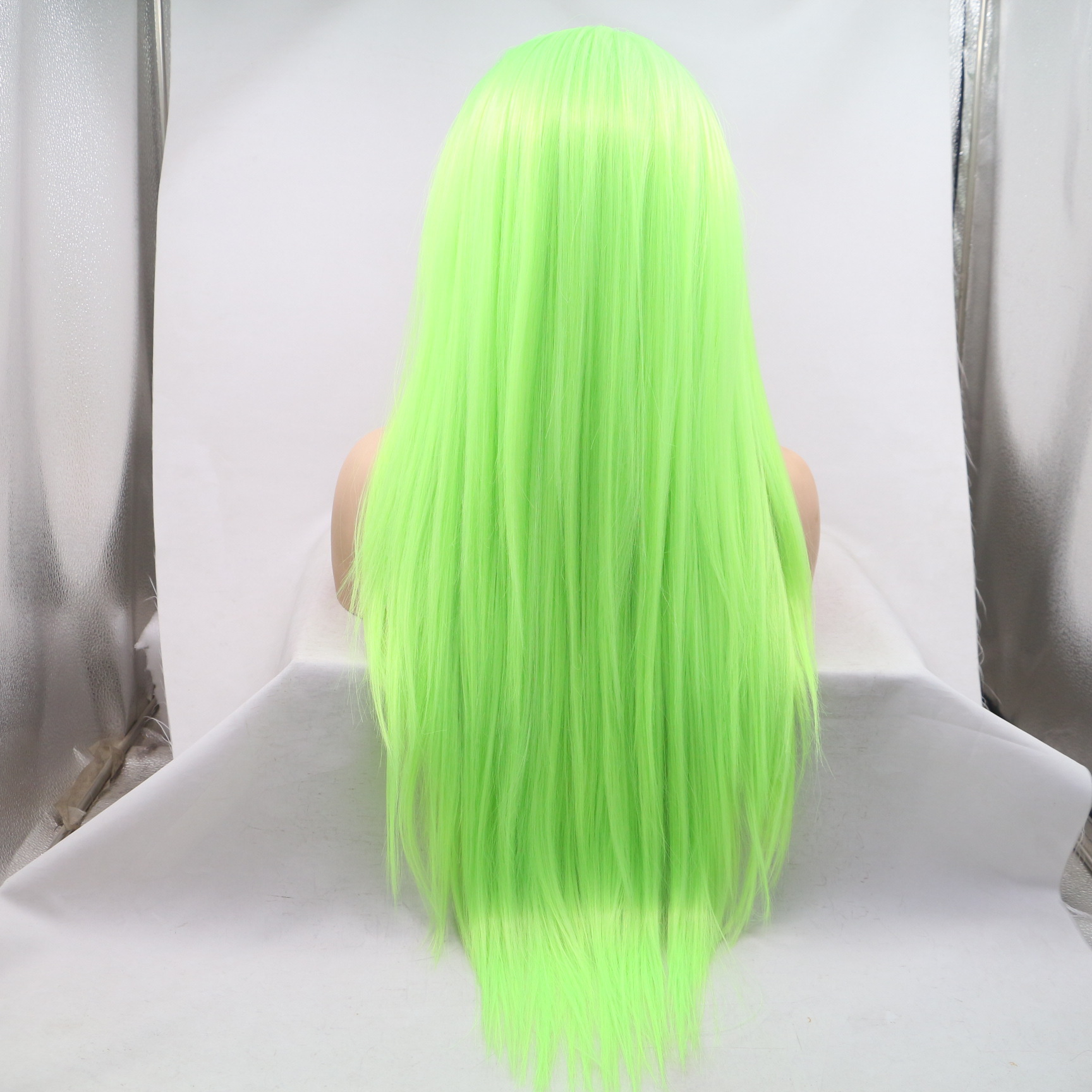 Comercio exterior Europa y América moda fibra química peluca mujer verde claro cabello largo cabello liso casco de seda de alta temperatura al por mayor