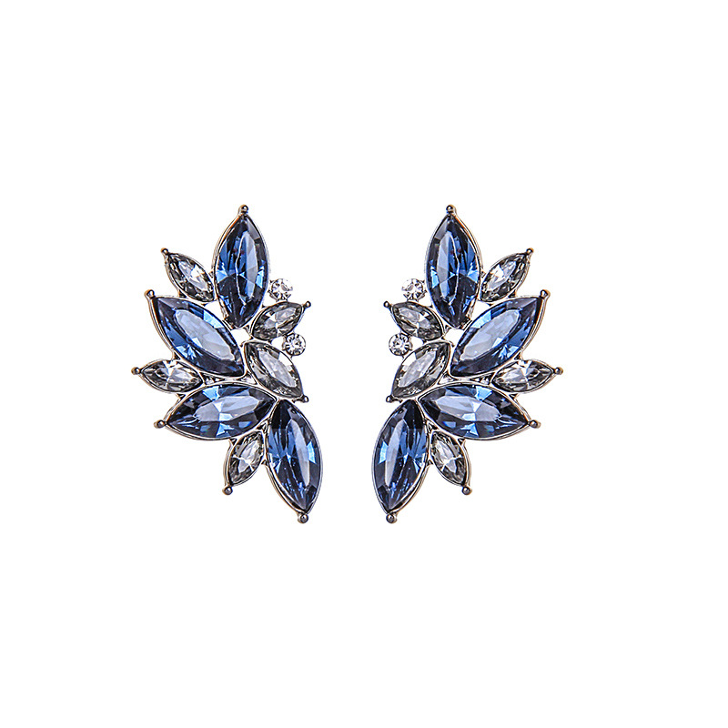 Super Fée Personnalité Diamant Boucles D'oreilles S925 Aiguille D'argent Coloré Pierres Précieuses Boucles D'oreilles Dîner Fleurs Sauvages Boucles D'oreilles En Gros display picture 2