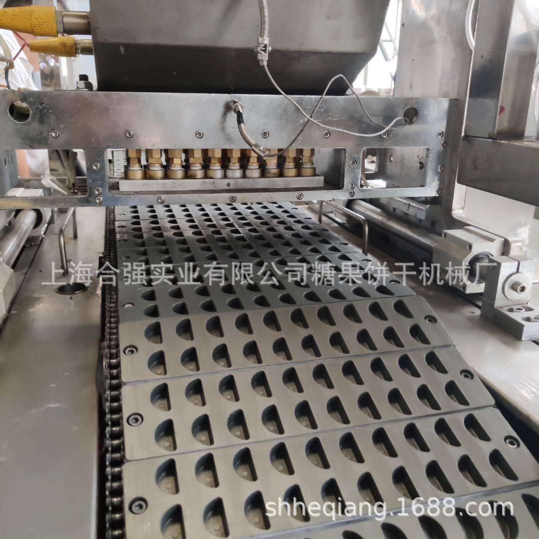 供应全自动糖果浇注生产线 糖果机 糖衣机 糖果成型设备 软糖机械