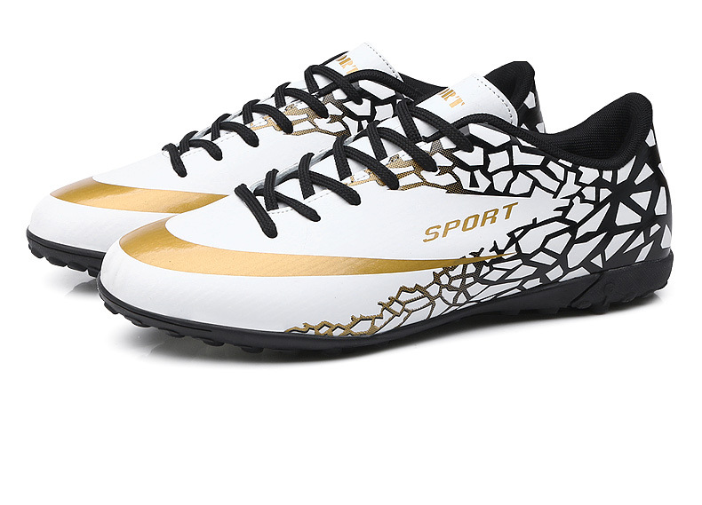 Low-Top-Fußball für Jungen und Mädchen mit gebrochenen Kunstrasen-Lederfüßen, AG-Langnägeln, Schülersporttraining_voghion.com