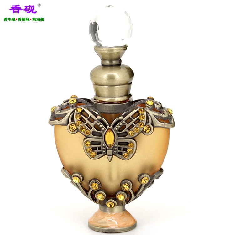 香砚古铜色心形蝴蝶花瓶8.jpg