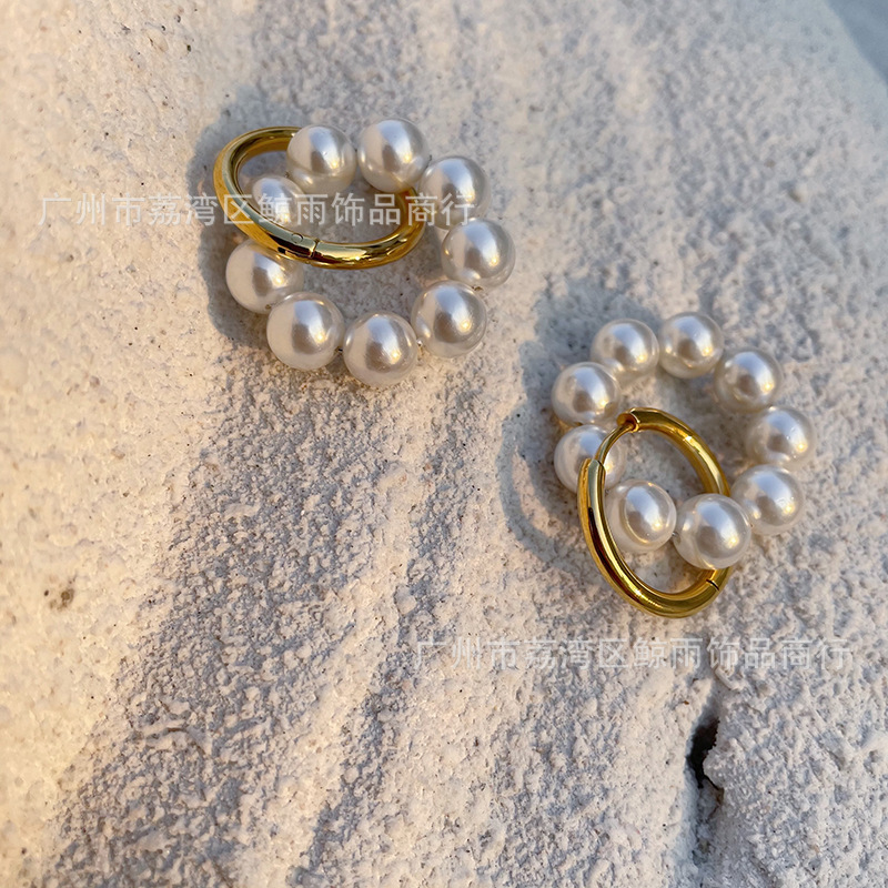 Boucles D&#39;oreilles En Perles De Coquillage Rétro En Coton Boucle D&#39;oreille En Acier Au Titane Plaqué 18 Carats display picture 2
