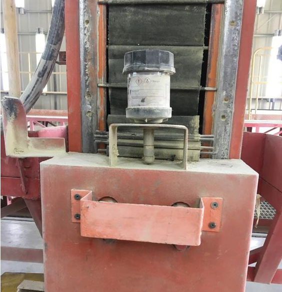 pulsarlube E120自动柱塞式注油器 微量自动加脂器