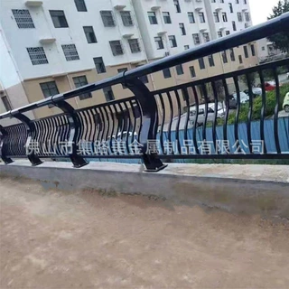 供应 桥梁护栏 桥梁景观防护栏 河道护栏 高架桥防护栏杆