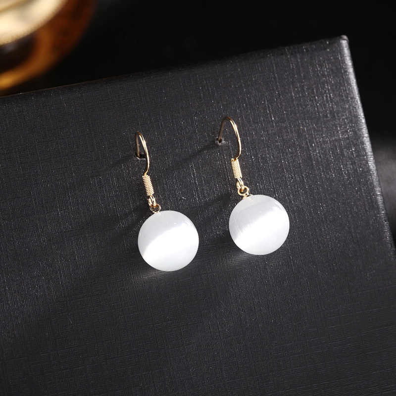 Korea S925 Silver Needle Semi-circular C-shaped Earrings Zircon Flower Earrings Fashion Pearl Earrings Wholesale Nihaojewelry display picture 19