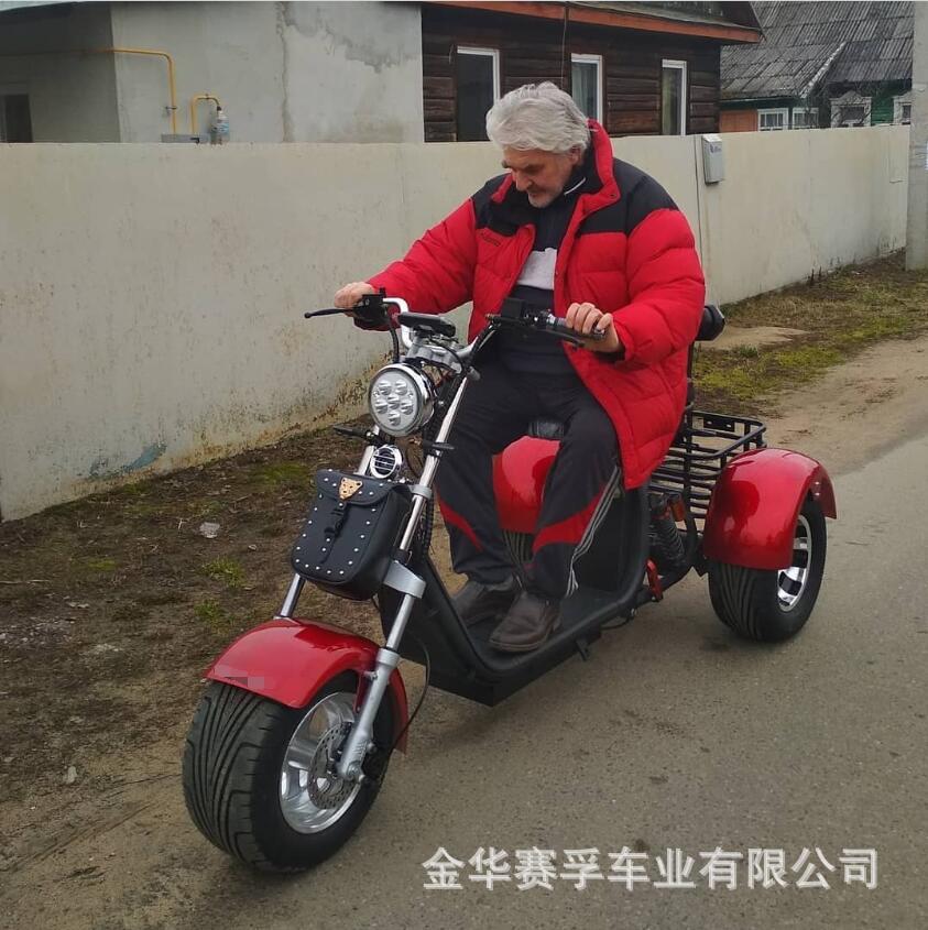 Factory Direct Supply adult electric three-wheeled motorcycle smart Prince fashion scooter electric harem car wholesale