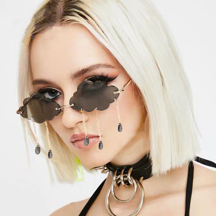 54g Weight Frameless Glasses Structure Glasses Classification UV400 Lens Material Polygon Glasses Style Party Occasion Clouds Pattern All Seasons Season Kid'S, Women'S Gender Fashion Style Dark Blue, Grey, Pink, Purple, Red, Blue, Yellow Color New Fashion Simple Style Pendant Cloud Sunglasses 2