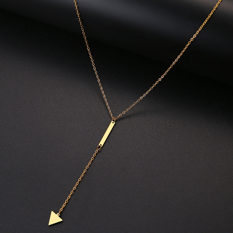 New Simple Metal Geometric Triangle Tassel Short Necklace Clavicle Chain Wholesale display picture 3