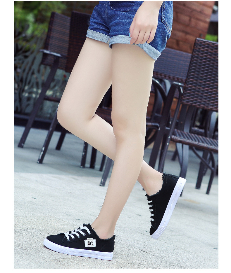 Women's Casual Solid Color Round Toe Canvas Shoes display picture 2