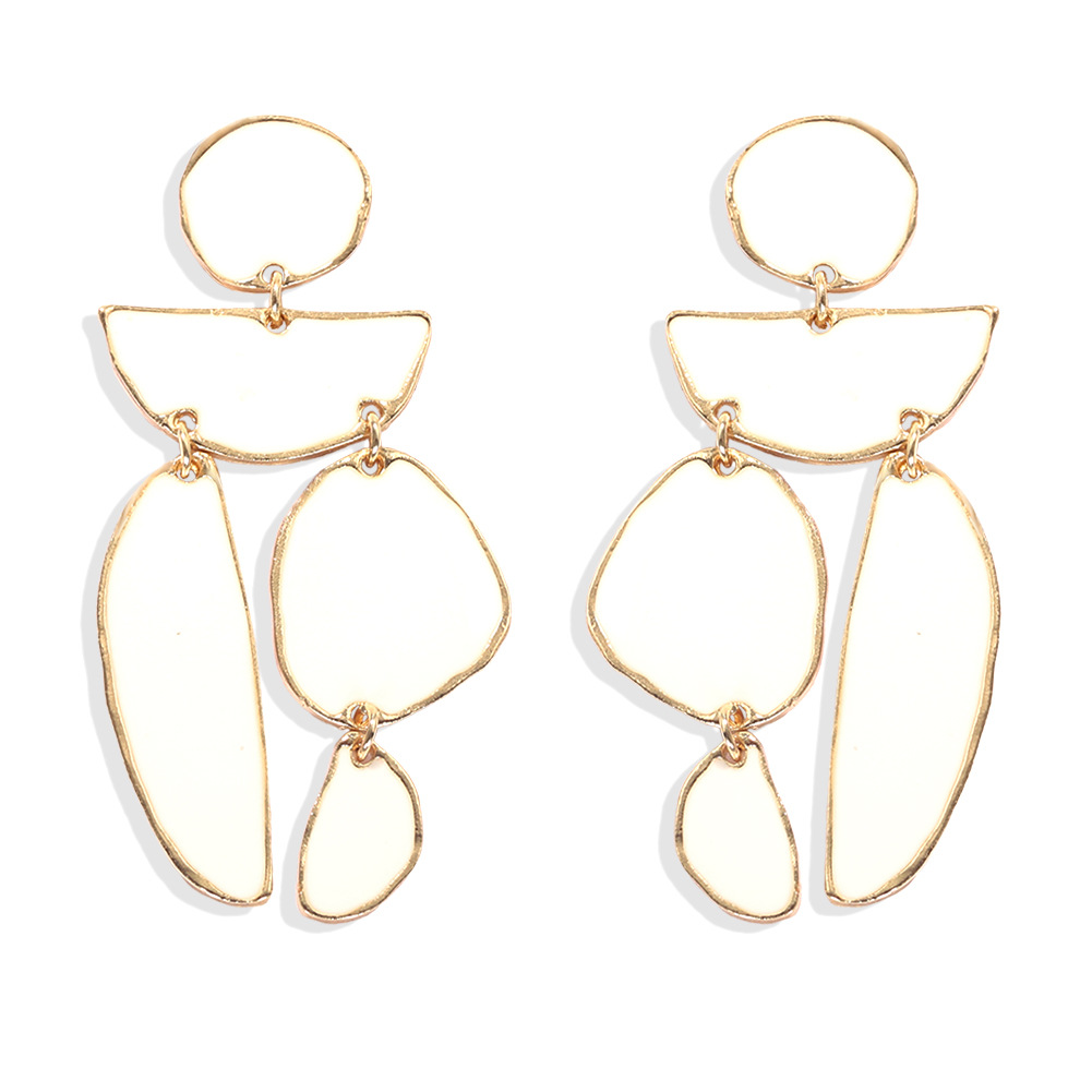 New Irregular Alloy Dripping White Large Earrings Jewelry Wholesale Nihaojewelry display picture 7