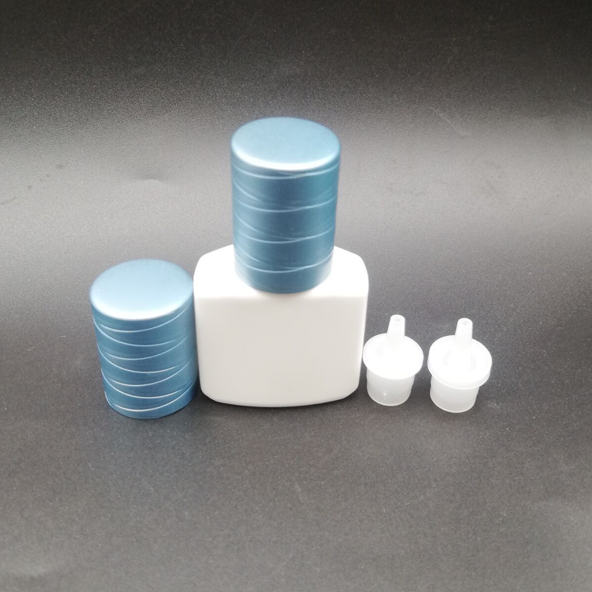 供应塑料瓶10毫升睫毛胶水瓶切纹盖配套白色小塑料方瓶