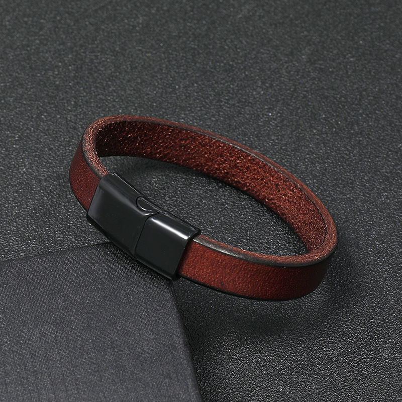 Lässige Mehrfarbige Legierung Magnetschnalle Glänzend Sen Einfache Rindsleder Armband display picture 4