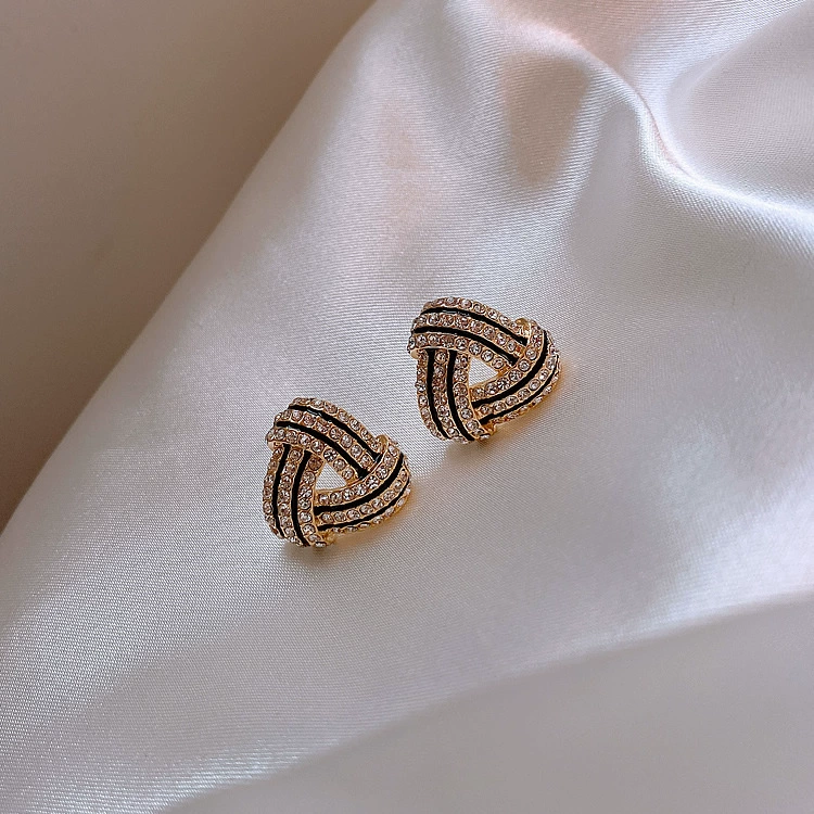 Серебряная игла, модные ретро серьги, серебро 925 образец, в обтяжку, городской стиль
