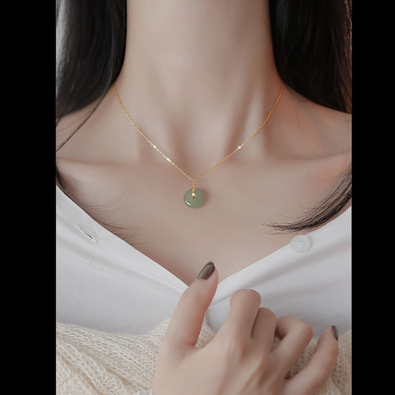 Pendant jade