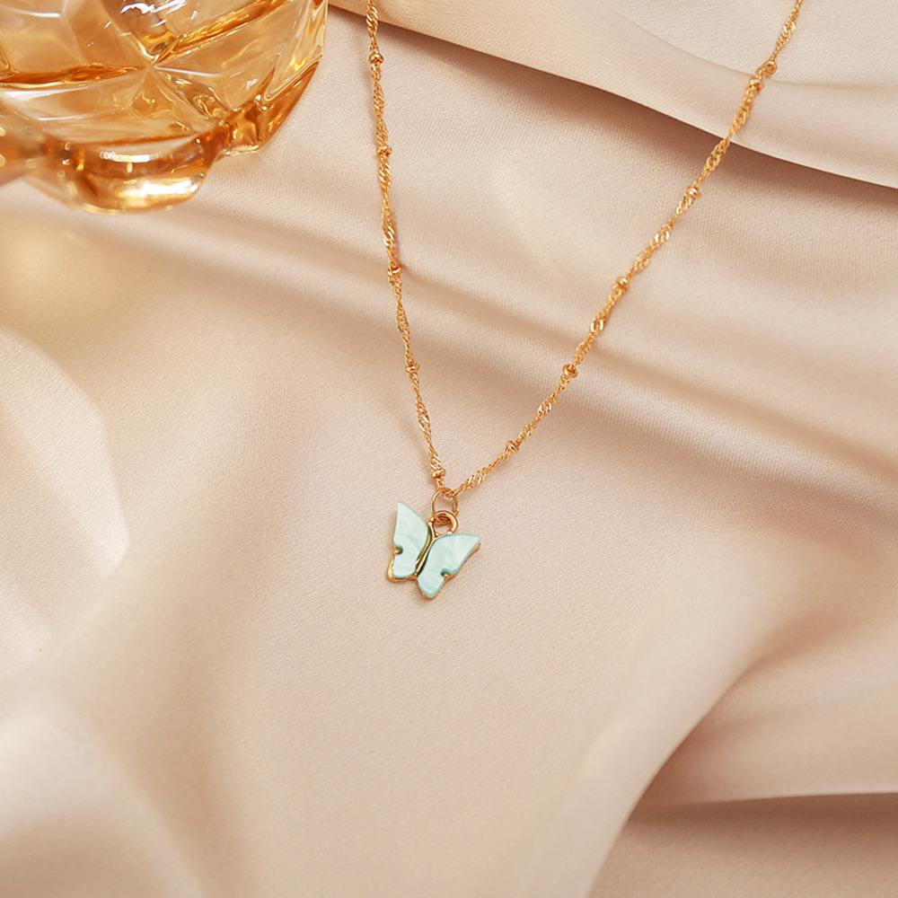 Sweet new Acrylic Butterfly Simple Sweet Beauty alloy Pendant Necklace For women