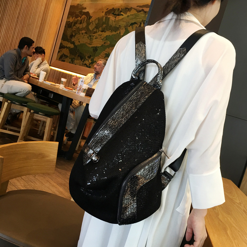 韩版时尚个性双肩包女2020新款百搭潮流旅行包包锁扣休闲帆布背包