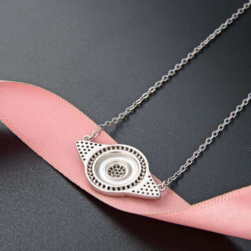 S925 plata esterlina Ojo Azul colgante collar turco étnico de las mujeres collar nicho diseño clavícula cadena joyería de plata