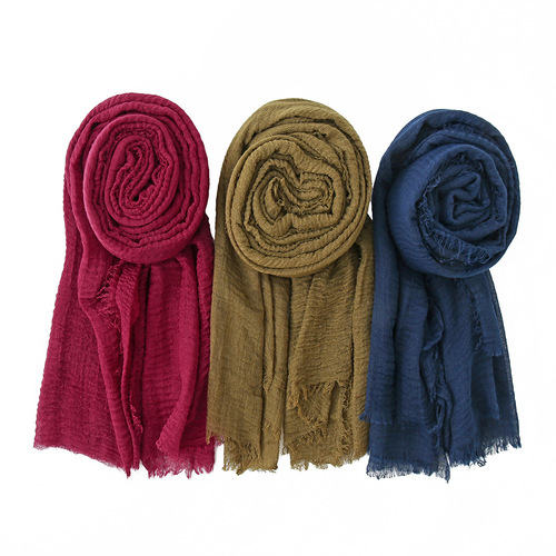 Hot selling pleated solid color cotton scarf factory source cotton and linen pressed wrinkled fur edge women's gauze scarf BS414