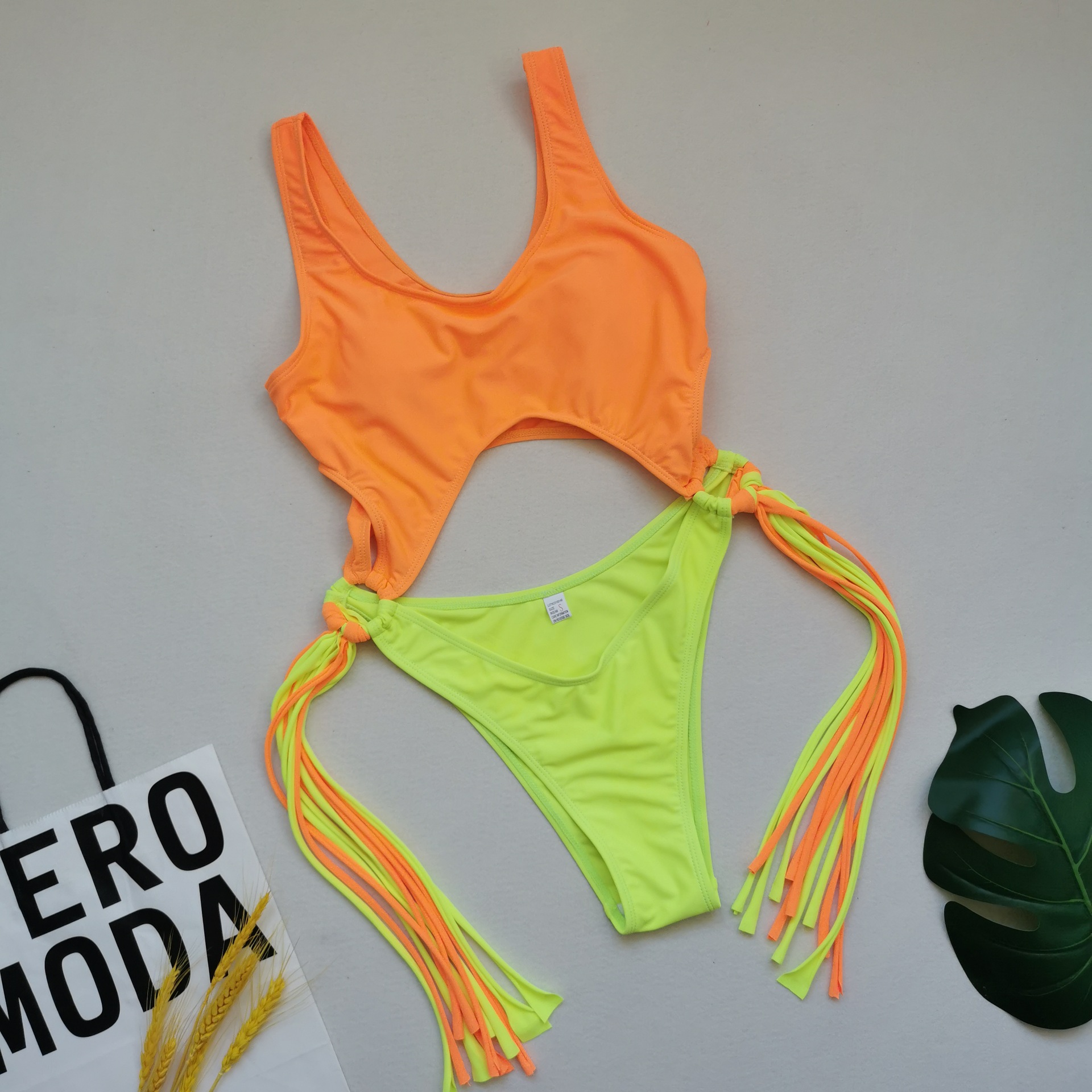 161g Weight Sleeveless Sleeve Length Nylon Fabric Type Swimming Occasion Color Block, Solid Color Pattern Women'S Gender Yellow, Black Color New Contrast Color Tassel Sexy One-piece Bikini 14
