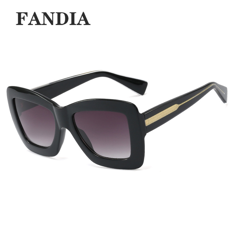 95233 new trend large frame sunglasses female CP insert high quality craft lens foot Sunglasses spot wholesale