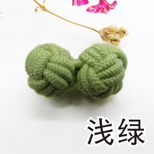 밝은 녹색