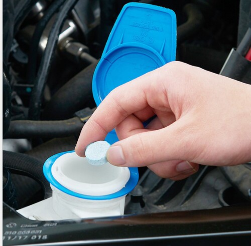 Solid wiper essence car glass water vehicle wiper essence concentrated glass cleaner cleaning agent cleaning effervescent tablets