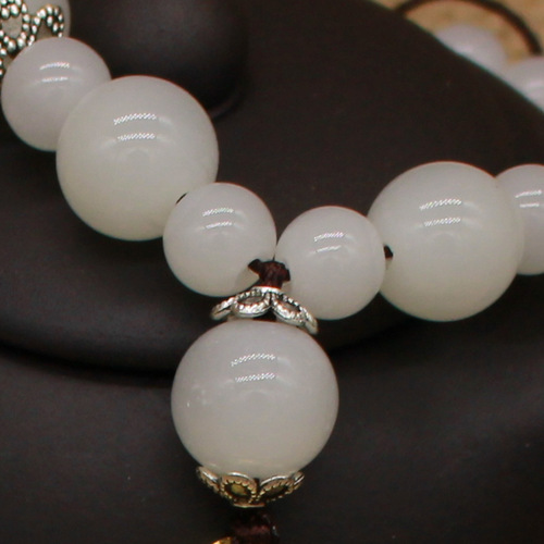 Car pendant jewelry gold inlaid jade hollow word 