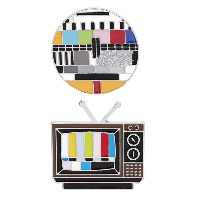 New Creative Retro Tv Channel Brooch display picture 10