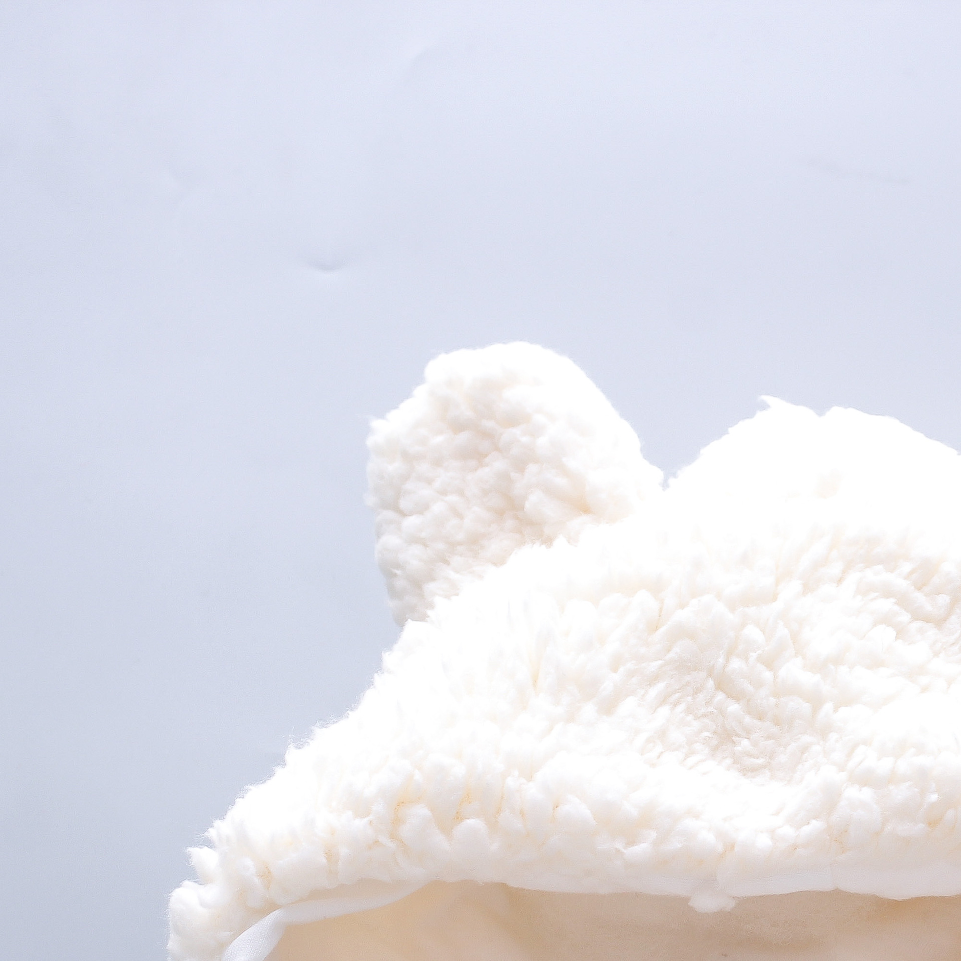 Baby and toddler jumpsuit winter 2024 children's clothing new lamb fur cartoon teddy bear embroidery thick hooded_voghion.com